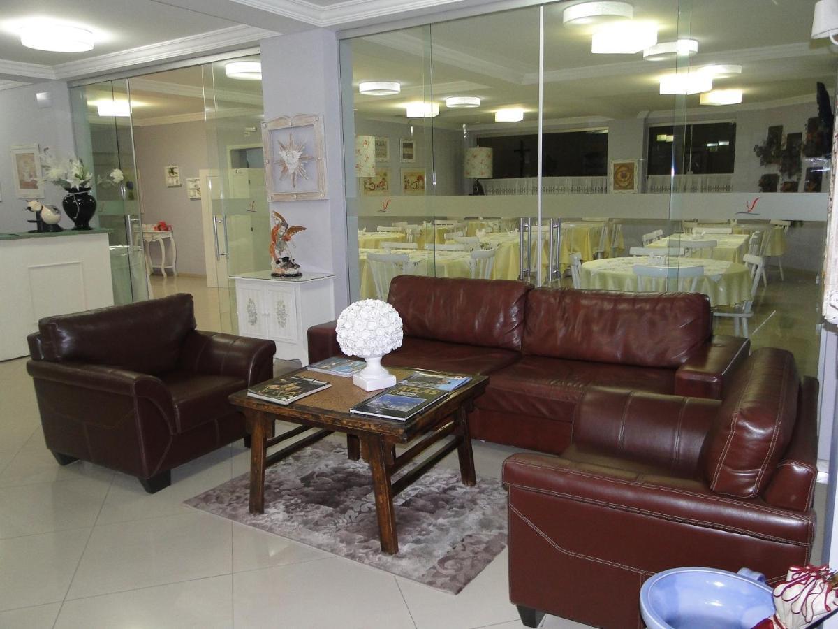 Videiras Palace Hotel Cachoeira Paulista Esterno foto